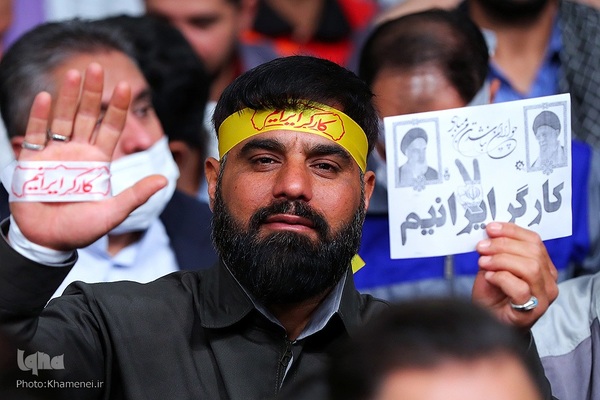 دیدار جمعی از کارگران با رهبر انقلاب