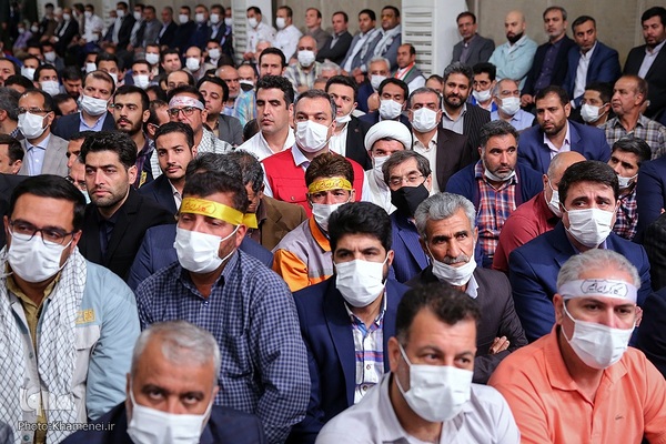 دیدار جمعی از کارگران با رهبر انقلاب