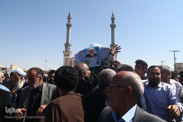 مراسم تشییع پیکر شهید آیت‌الله سلیمانی در شهر مقدس قم