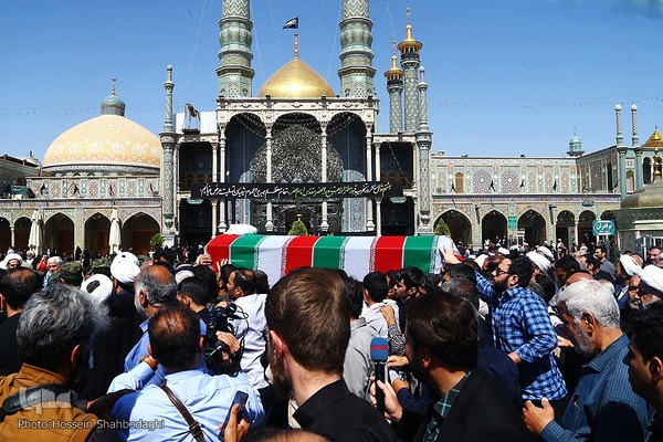 مراسم تشییع پیکر شهید آیت‌الله سلیمانی در شهر مقدس قم