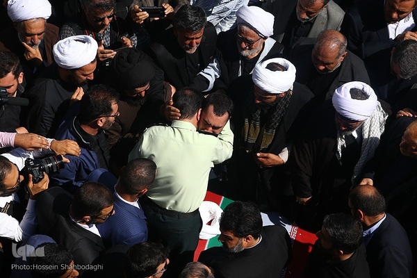 مراسم تشییع پیکر شهید آیت‌الله سلیمانی در شهر مقدس قم