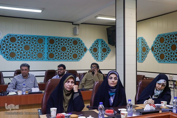 نشست نقد و بررسی سی‌امین نمایشگاه بین‌المللی قرآن کریم