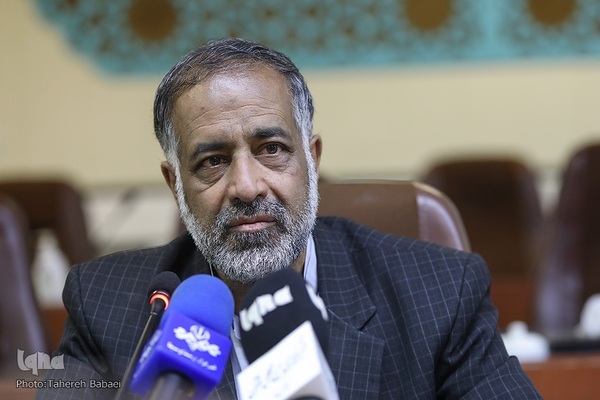 محمد انجم‌شعاع در نشست نقد و بررسی سی‌امین نمایشگاه بین‌المللی قرآن کریم