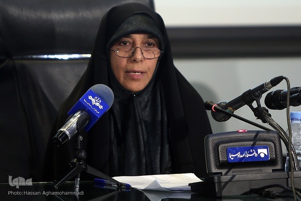 خدیجه ذوالقدر، عضو هیئت علمی و مدیر گروه علوم اجتماعی واحد علوم و تحقیقات دانشگاه آزاد اسلامی