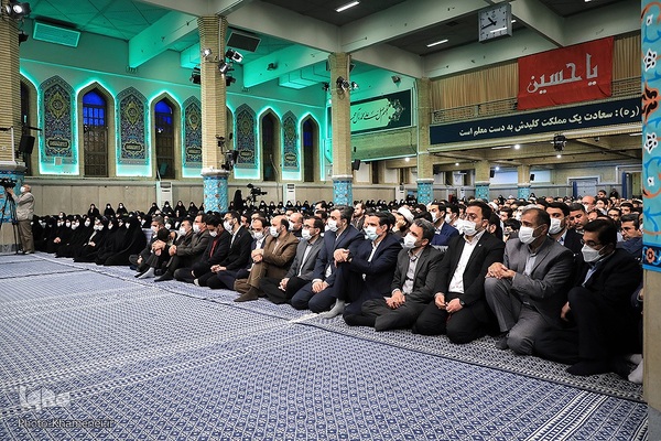 دیدار جمعی از معلمان و فرهنگیان با رهبر معظم انقلاب