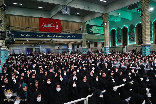 دیدار جمعی از معلمان و فرهنگیان با رهبر معظم انقلاب