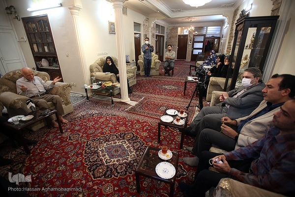 دیدار مدیرعامل و جمعی از خبرنگاران ایکنا با استاد عبدارسول عبایی، پیشکسوت قرآنی