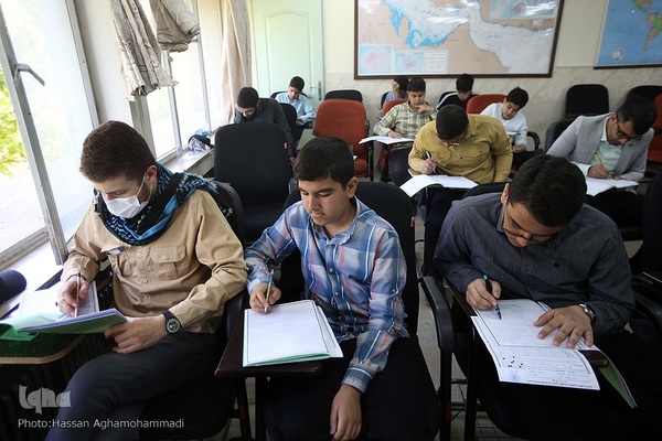 مرحله اول هجدهمین دوره آزمون‌های طرح اعطای مدرک تخصصی به حافظان قرآن کریم