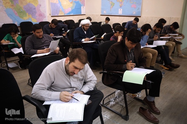 مرحله اول هجدهمین دوره آزمون‌های طرح اعطای مدرک تخصصی به حافظان قرآن کریم