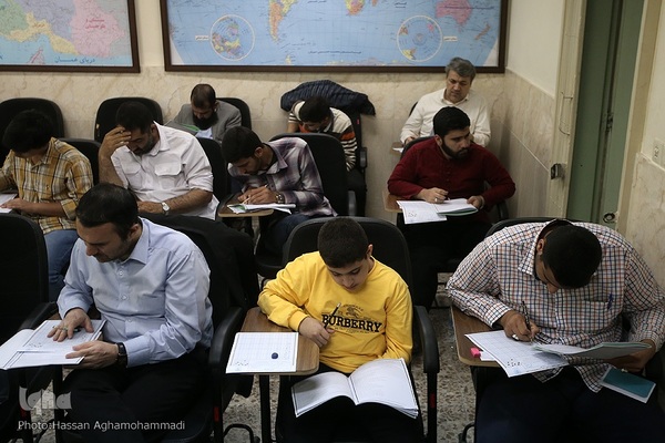 مرحله اول هجدهمین دوره آزمون‌های طرح اعطای مدرک تخصصی به حافظان قرآن کریم