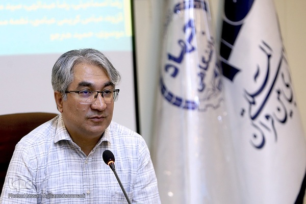 محفل شعر یادبود «استادان سفر کرده»