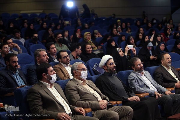 آئین اختتامیه بیست و هفتمین جشنواره قرآن و عترت وزارت بهداشت، درمان و آموزش پزشکی