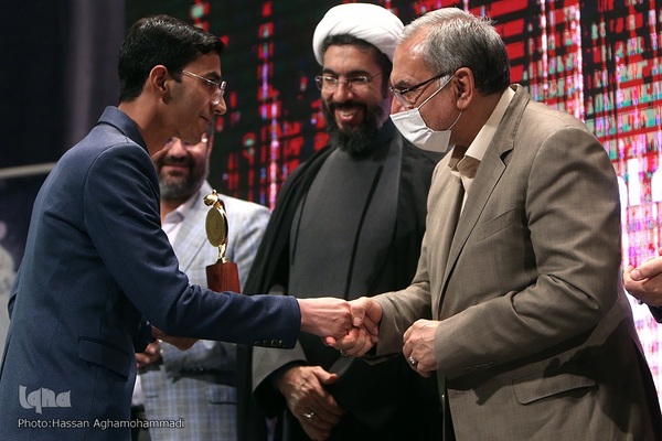 آئین اختتامیه بیست و هفتمین جشنواره قرآن و عترت وزارت بهداشت، درمان و آموزش پزشکی