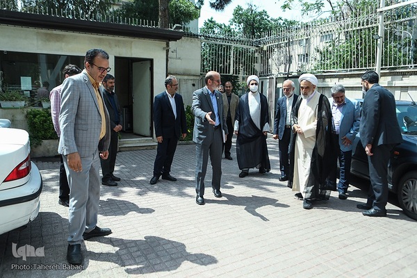 بازدید آیت‌الله محسن قمی، معاون امور بین‌الملل دفتر مقام معظم رهبری از ایکنا