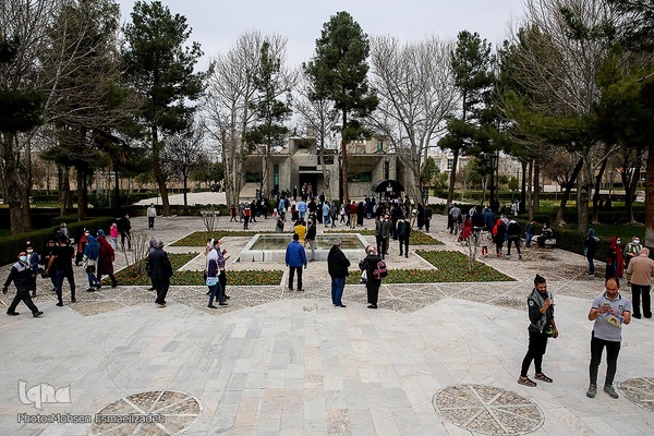 مزار حکیم ابوالقاسم فردوسی، حماسه‌سرای شاهنامه