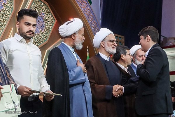 آیین اختتامیه مرحله نهایی سی‌و‌سومین جشنواره قرآن و عترت دانشگاه فرهنگیان