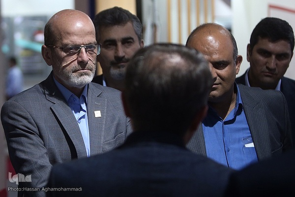 بازدید حسن مسلمی نائینی، رییس جهاددانشگاهی از نمایشگاه بین‌المللی نفت،گاز و پتروشیمی