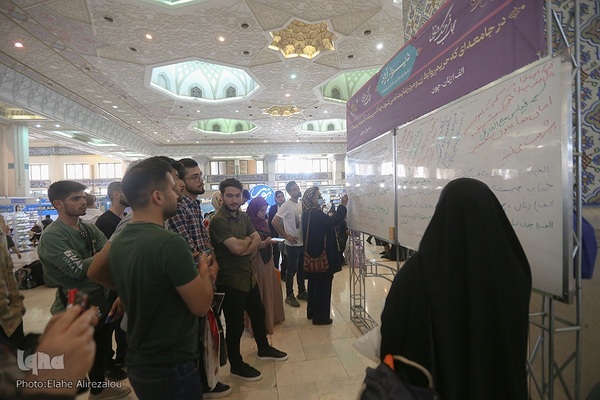 جشن امضای کتاب خاطرات دفاع مقدس