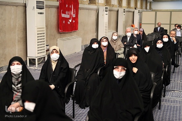 دیدار سفیران و مسئولان وزارت امور خارجه با رهبر انقلاب