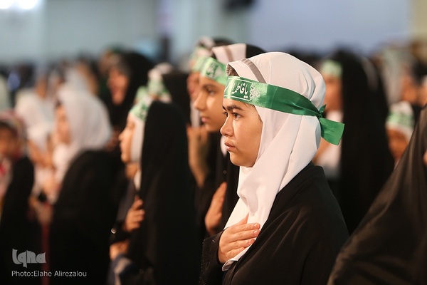 همایش بزرگ دختران کرامت