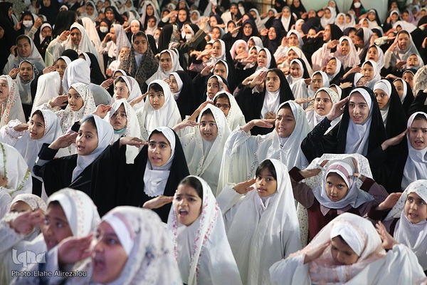 همایش بزرگ دختران کرامت