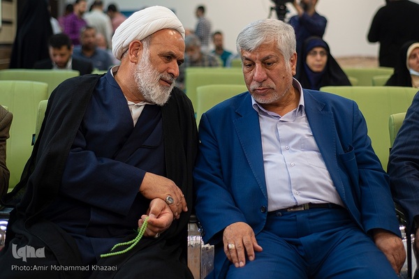 رونمایی کتاب«معمار حرم»