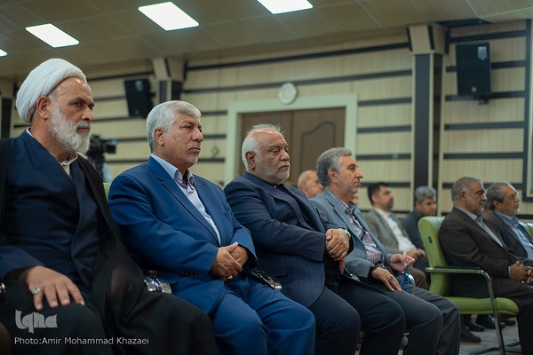 رونمایی کتاب«معمار حرم»