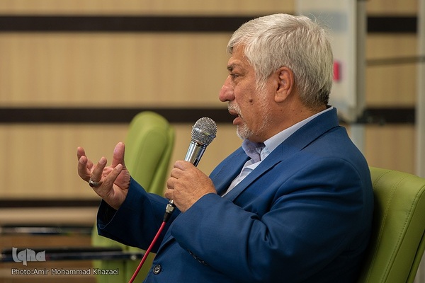 رونمایی کتاب«معمار حرم»