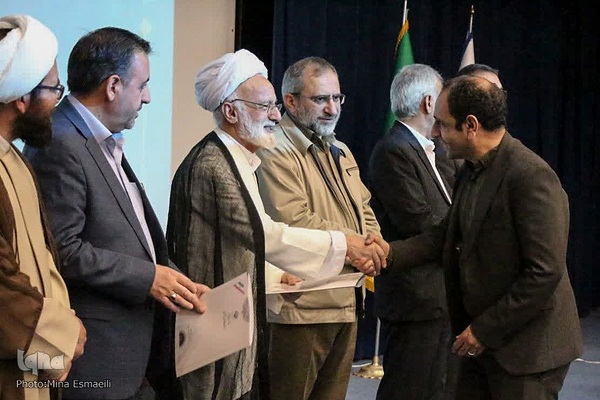 برگزاری اجلاسیه نماز در استان مرکزی