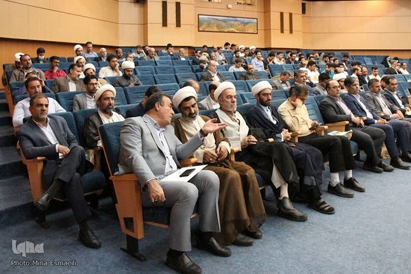 برگزاری اجلاسیه نماز در استان مرکزی