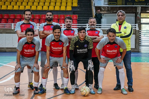 مسابقه فوتسال خیریه ستارگان هنر ایران و ستارگان شیراز‎‎