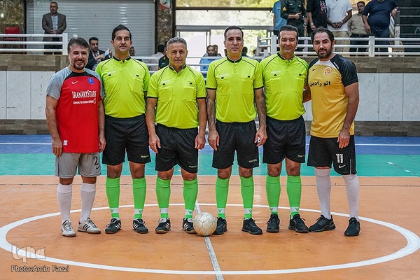 مسابقه فوتسال خیریه ستارگان هنر ایران و ستارگان شیراز‎‎