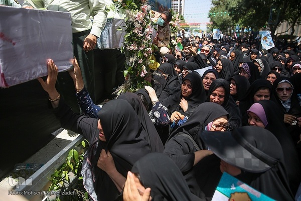 تشییع پیکر شهدای مرزبان در مشهد