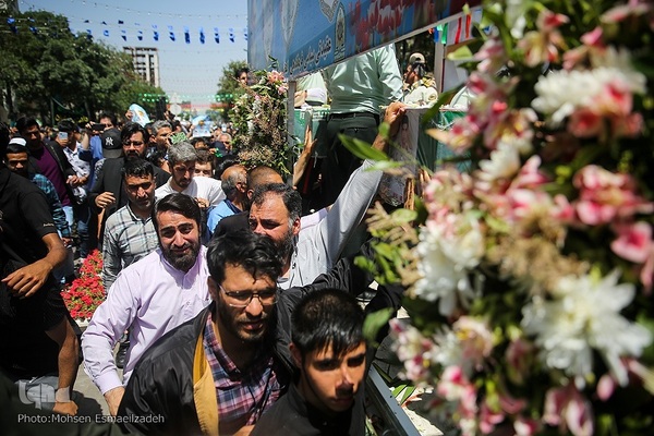 تشییع پیکر شهدای مرزبان در مشهد