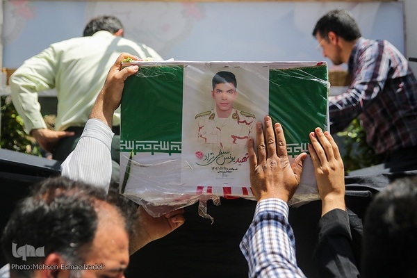 تشییع پیکر شهدای مرزبان در مشهد