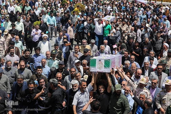 تشییع پیکر شهدای مرزبان در مشهد