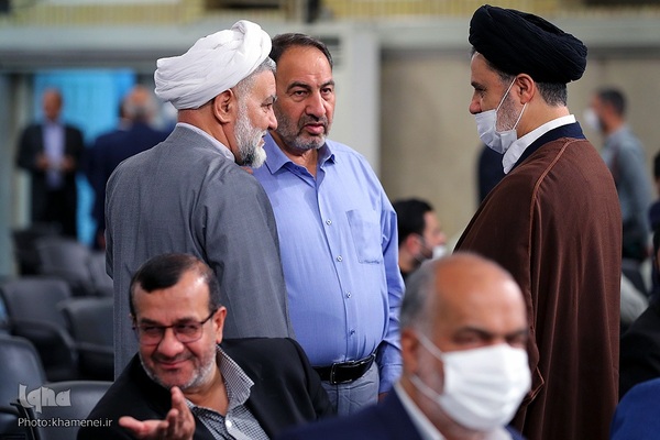 دیدار نمایندگان مجلس با رهبر انقلاب اسلامی