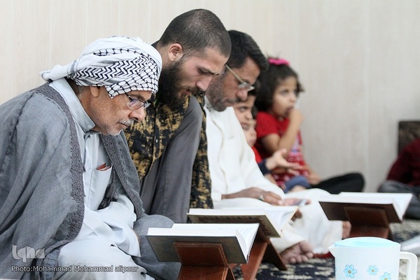 محفل انس با قرآن در روستای مگطوع