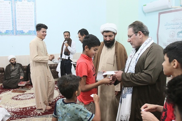 محفل انس با قرآن در روستای مگطوع