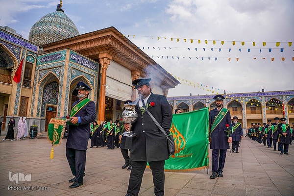 گلباران حرم مطهر حضرت شاهچراغ (ع)‎‎