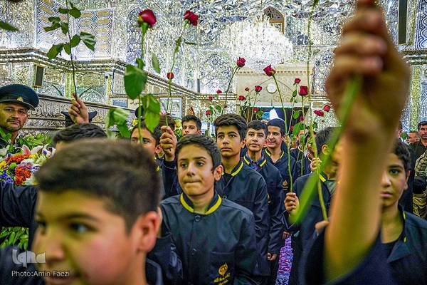 گلباران حرم مطهر حضرت شاهچراغ (ع)‎‎