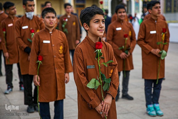گلباران حرم مطهر حضرت شاهچراغ (ع)‎‎