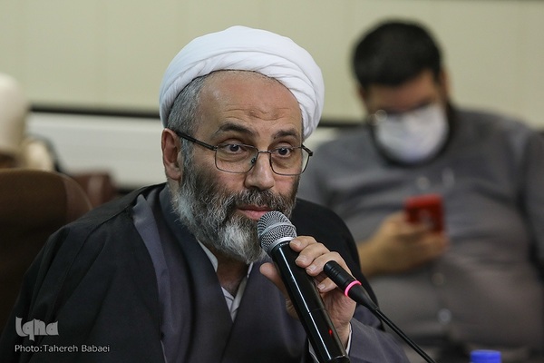 حجت‌الاسلام والمسلمین حسین تهرانی، فرزند ارشد مرحوم آیت‌الله مجتبی تهرانی