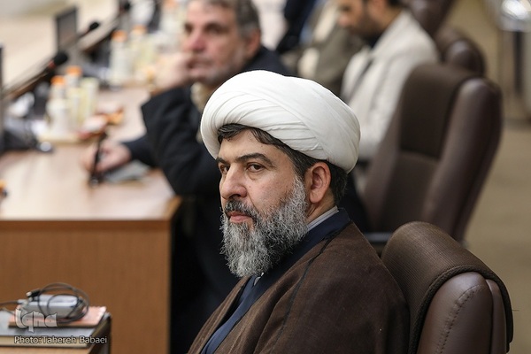 تجلیل از اعضای شورا و مدیران ارشد نمایشگاه قرآن