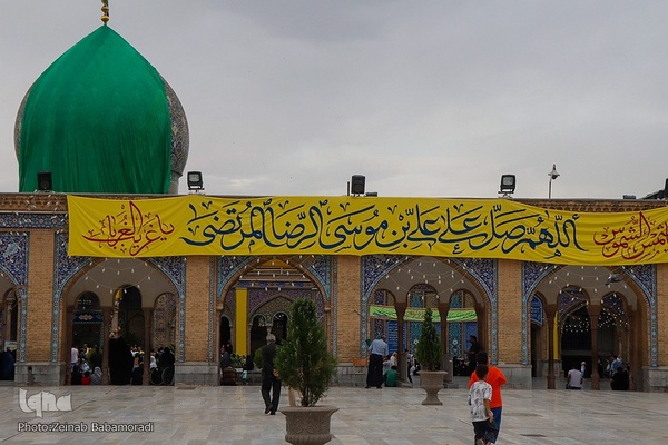 رونمایی از گنبد جدید حضرت طاهر بن زین العابدین علیهماالسلام