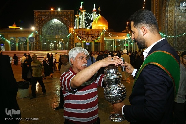 جشن میلاد امام رضا(ع) در آستان بانوی کرامت