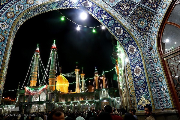 جشن میلاد امام رضا(ع) در آستان بانوی کرامت