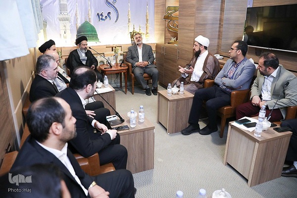 دیدار با قاریان اعزامی