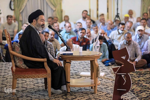 مراسم دعای کمیل در مدینه