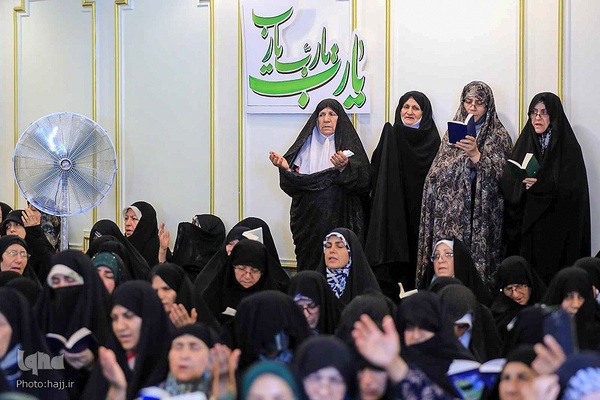 مراسم دعای کمیل در مدینه